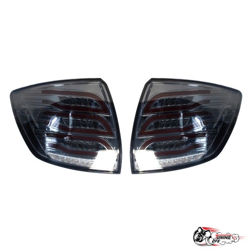 Фонари задние светодиодные Гранта AMG серые