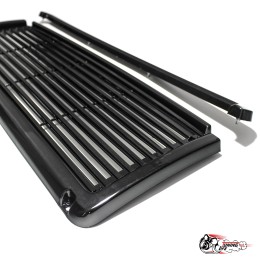 Решетка радиатора ВАЗ 2107 (глянец) V3 узкие полосы