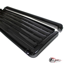 Решетка радиатора ВАЗ 2107 (глянец) V2 широкие полосы