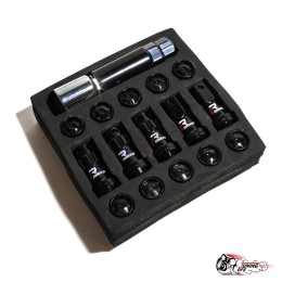 Гайки стальные MAX GUARD (с секреткой) черные 1.25